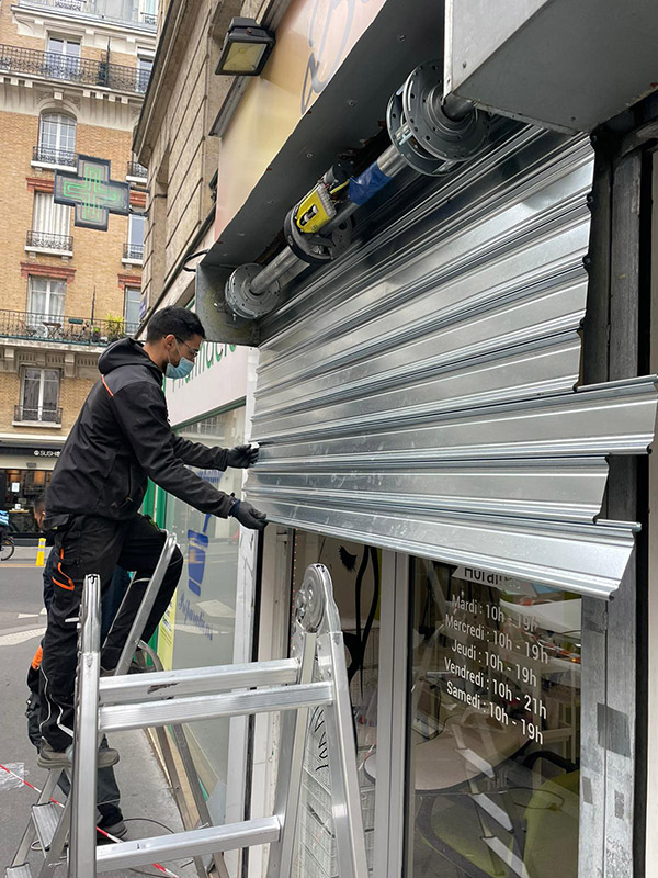 Dépannage rideau métallique à Lyon